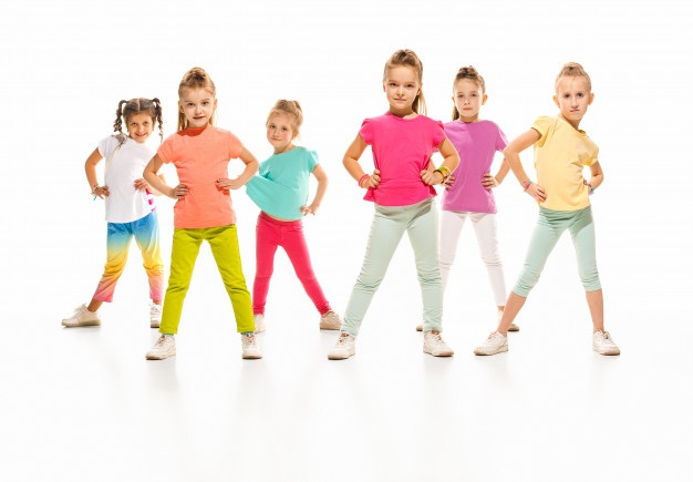 kids-dance-school-ballet-hiphop-street-funky-modern-dancers_155003-8618